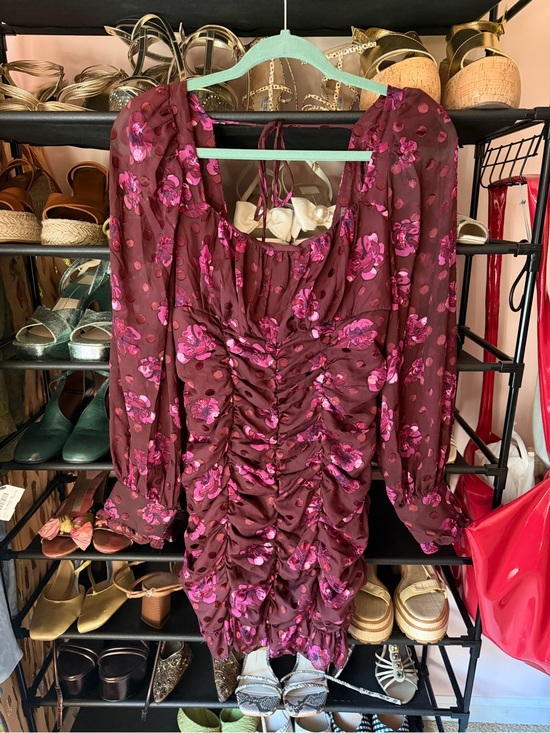 Astr Dresses & Skirts - ASTR Burgundy Mini Dress with Pink Floral Print